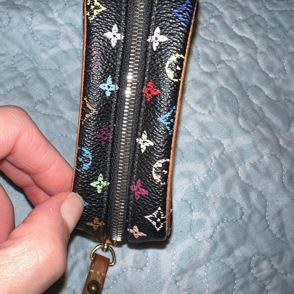 Authentic Louis Vuitton Multicolor Black Murakami Trousse Wapity Pouch & Strap - Picture 3 of 16